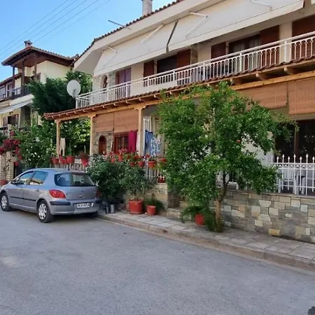 Apostolos Паралия-Дионисиу