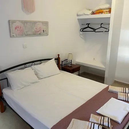 Apostolos Паралия-Дионисиу